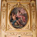 Il tema ricorrente � sempre l�amore ispirato da poemi classici, vedi i riquadri con le raffigurazioni di Diana ed Endimione...